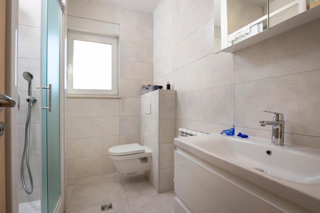 Luxury Apartment Ketty Сплит Екстериор снимка